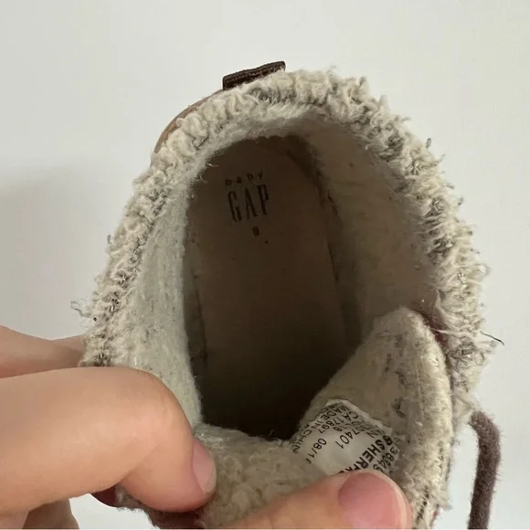 [BOGO ✨] Baby Gap Fall/Spring Booties 🍂 - Picture 5 of 5
